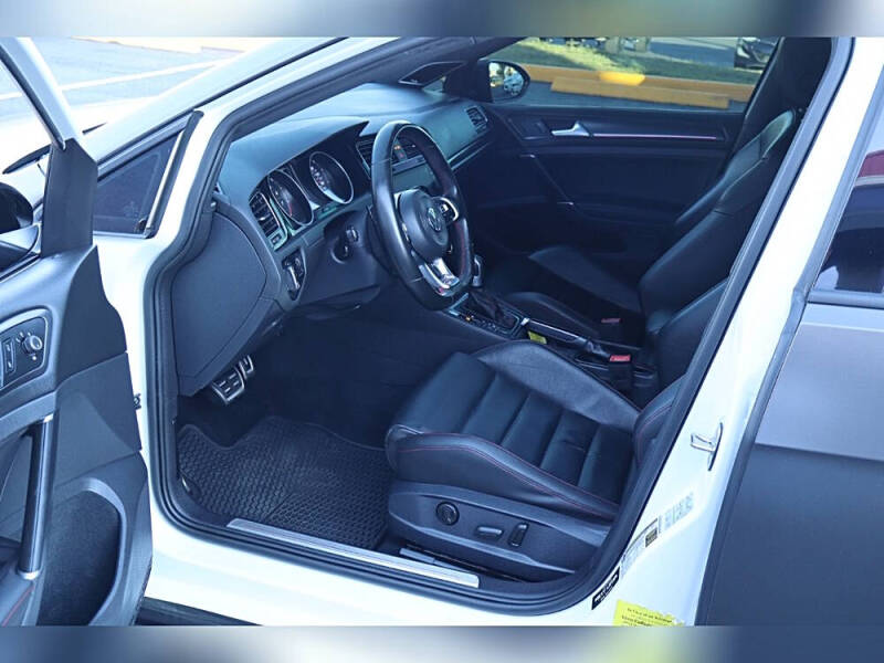 2021 Volkswagen Golf GTI Autobahn