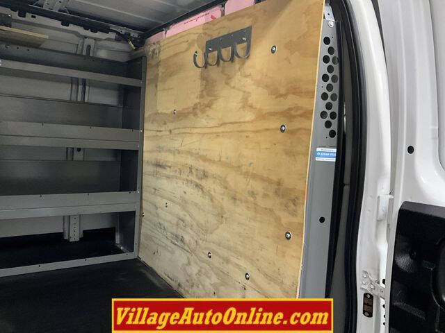 2017 Chevrolet Express 2500