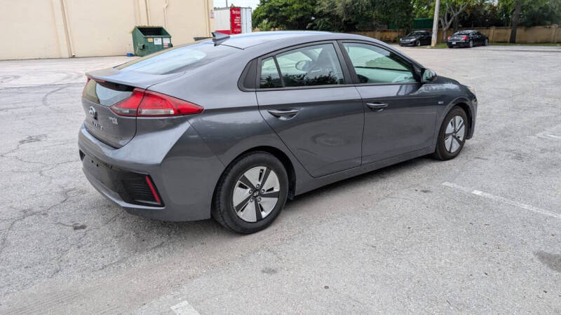 2018 Hyundai IONIQ Blue photo 6