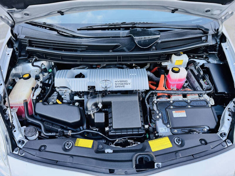 2013 Toyota Prius One