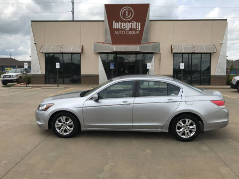 2009 Honda Accord for sale at Integrity Auto Group in Wichita KS