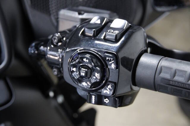 2024 Harley-Davidson STREET GLI