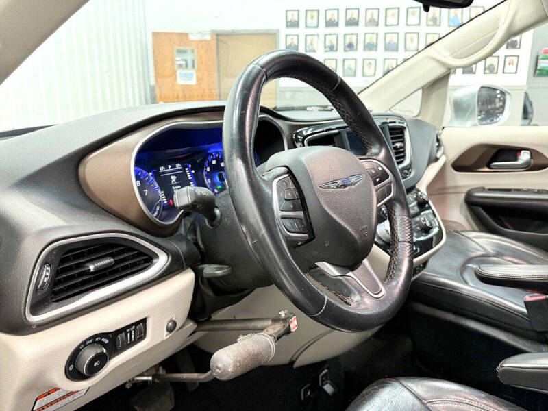 2018 Chrysler Pacifica Touring L