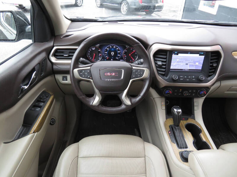 2018 GMC Acadia Denali