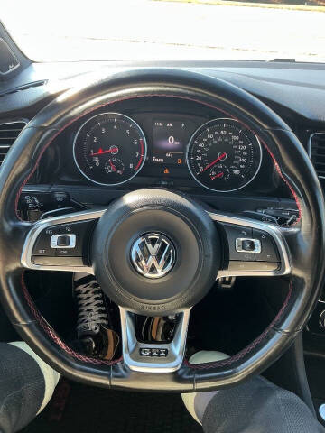 2016 Volkswagen Golf GTI Autobahn