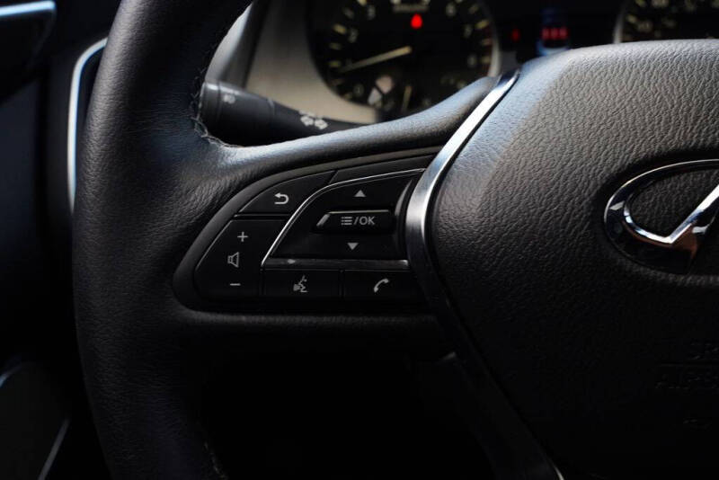 2023 Infiniti Q50 Sensory