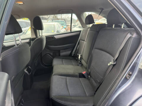 2015 Subaru Outback 2.5i