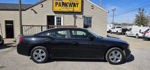 2010 Dodge Charger for sale at Parkway Motors in Springfield IL