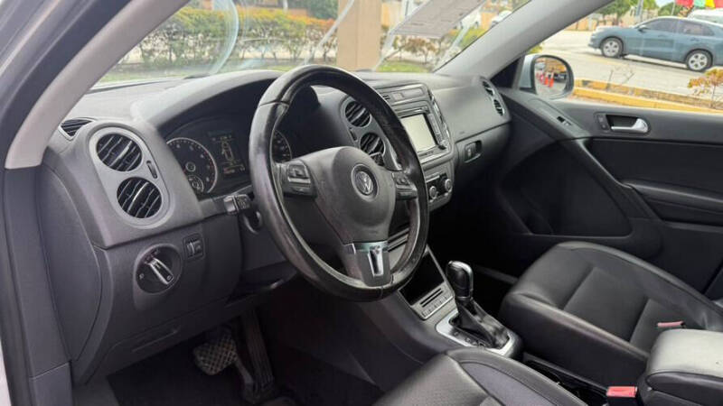 2012 Volkswagen Tiguan