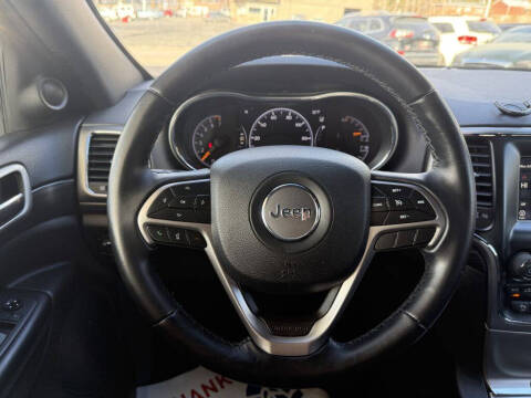 2020 Jeep Grand Cherokee Laredo