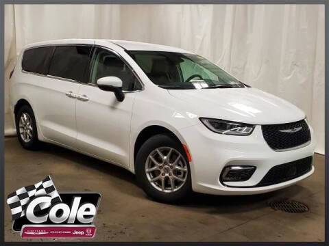 2023 Chrysler Pacifica for sale at COLE Automotive in Kalamazoo MI