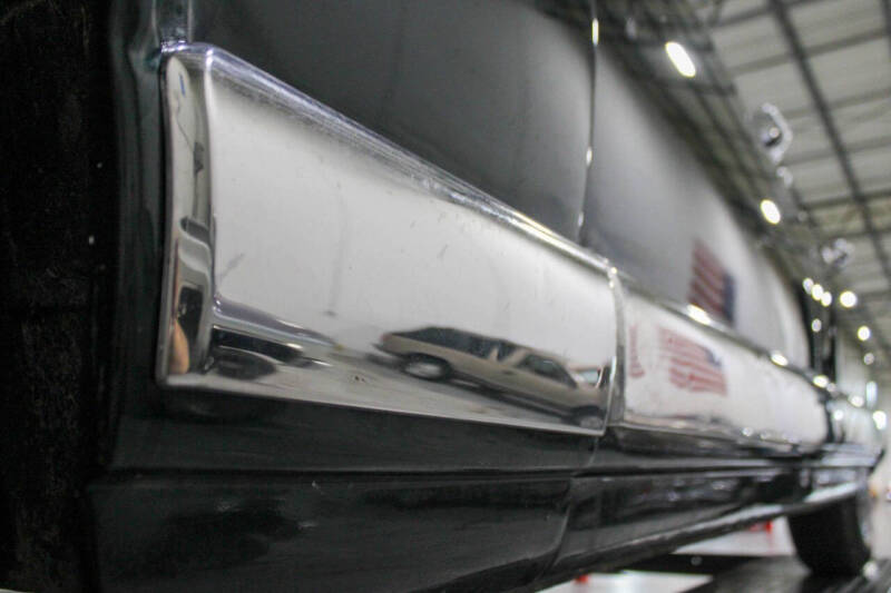 1953 Kaiser Manhattan