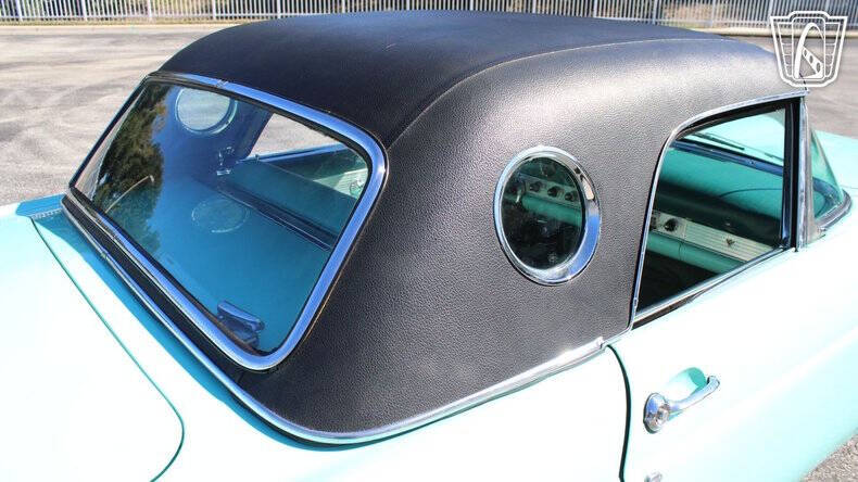 1955 Ford Thunderbird