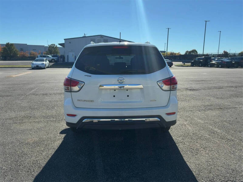 2015 Nissan Pathfinder