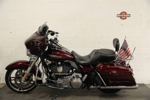 2015 Harley-Davidson STREET GLI