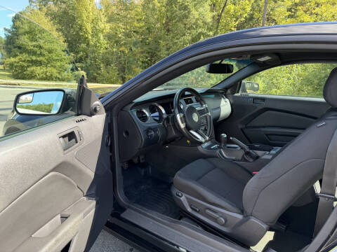 2014 Ford Mustang V6