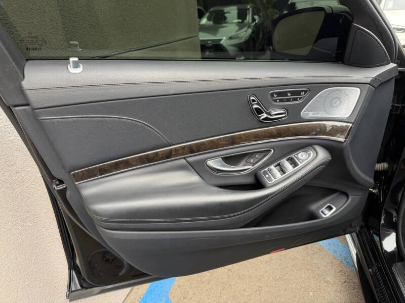 2015 Mercedes-Benz S-Class S 550