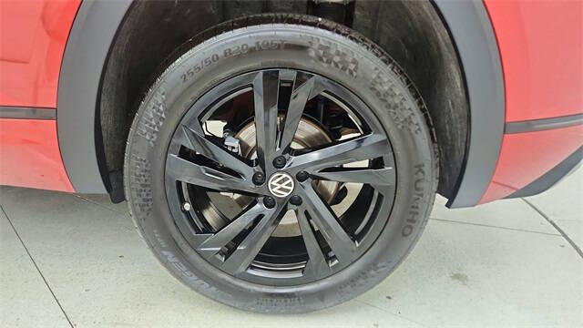 2025 Volkswagen Atlas Cross Sport SEL R-Line Black 4Motion