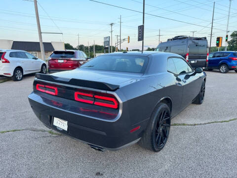 2014 Dodge Challenger SXT