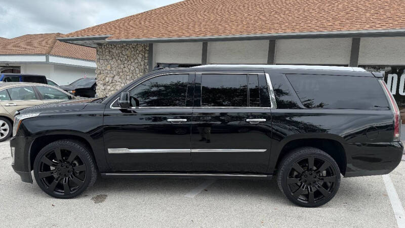 2018 Cadillac Escalade ESV Premium Luxury