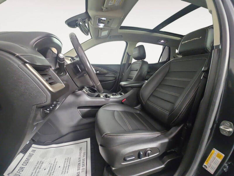 2022 GMC Terrain Denali