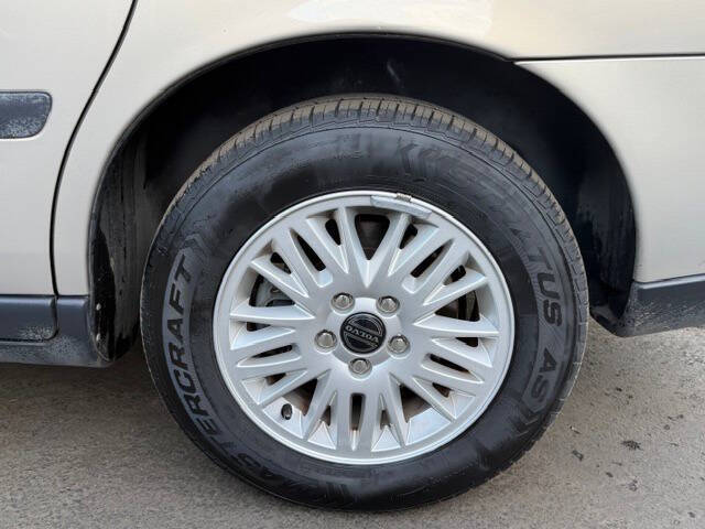 2004 Volvo V70 2.4