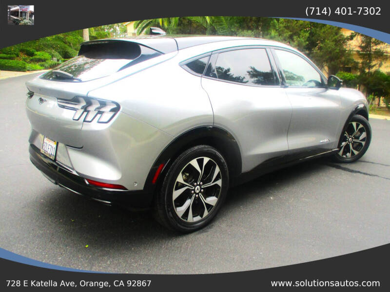 2021 Ford Mustang Mach-E