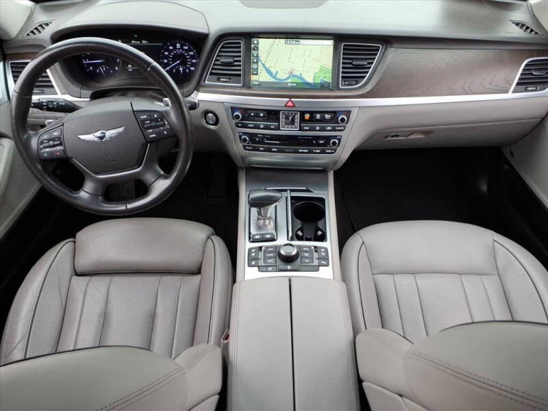 2018 Genesis G80