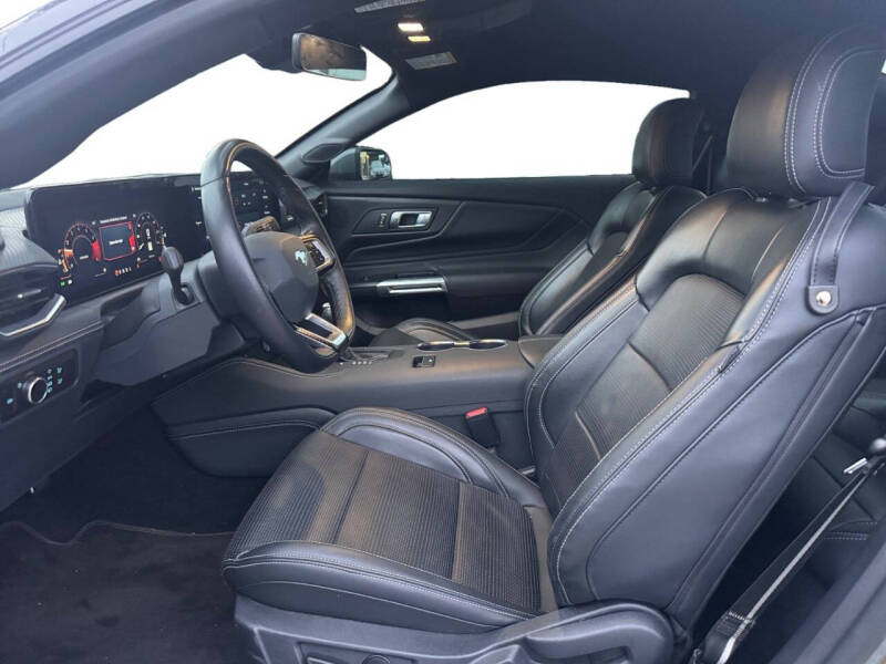 2024 Ford Mustang EcoBoost Premium