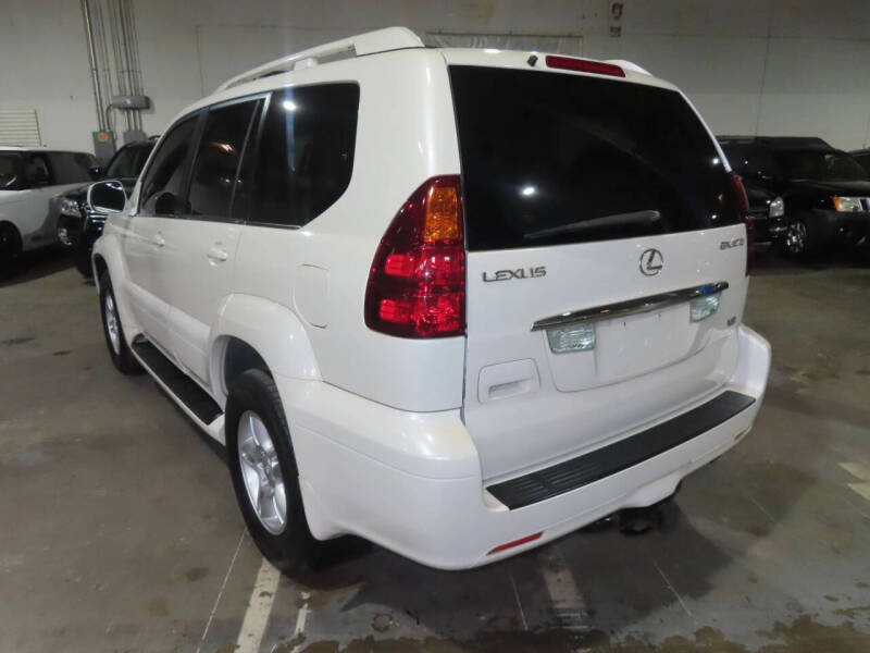 2004 Lexus GX 470