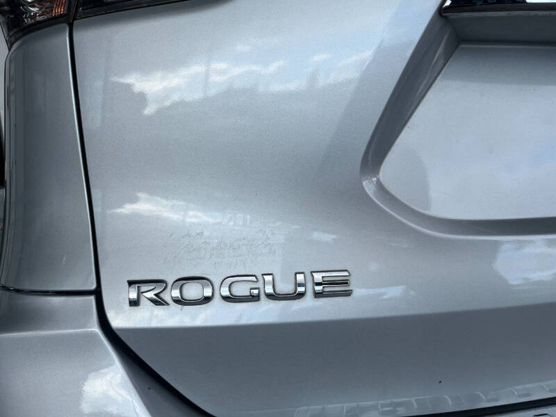 2019 Nissan Rogue SV