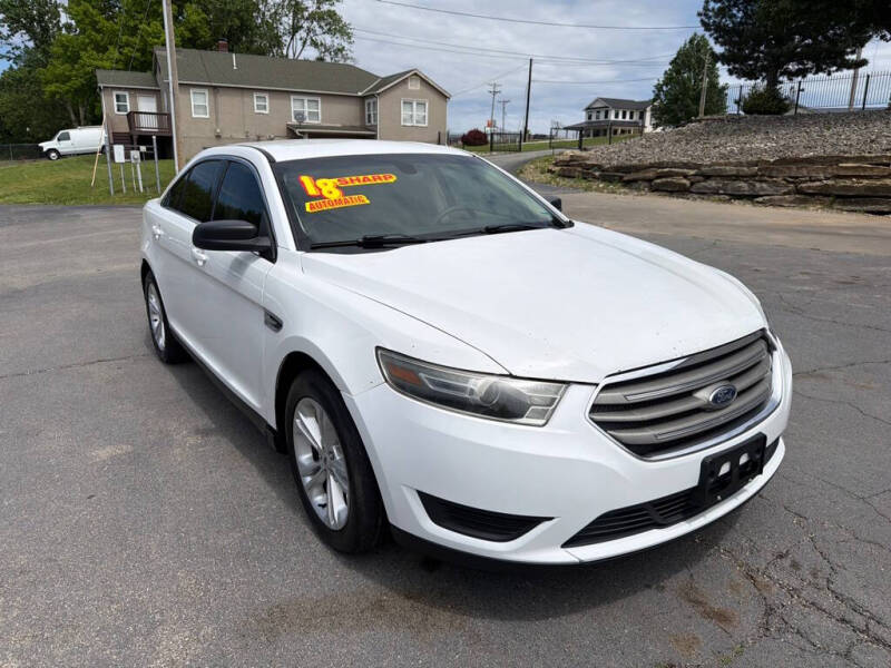 2018 Ford Taurus SE
