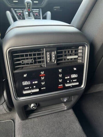 2020 Porsche Cayenne S Coupe