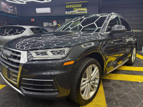 2018 Audi Q5 2.0T quattro Premium Plus