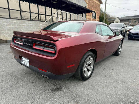 2020 Dodge Challenger SXT