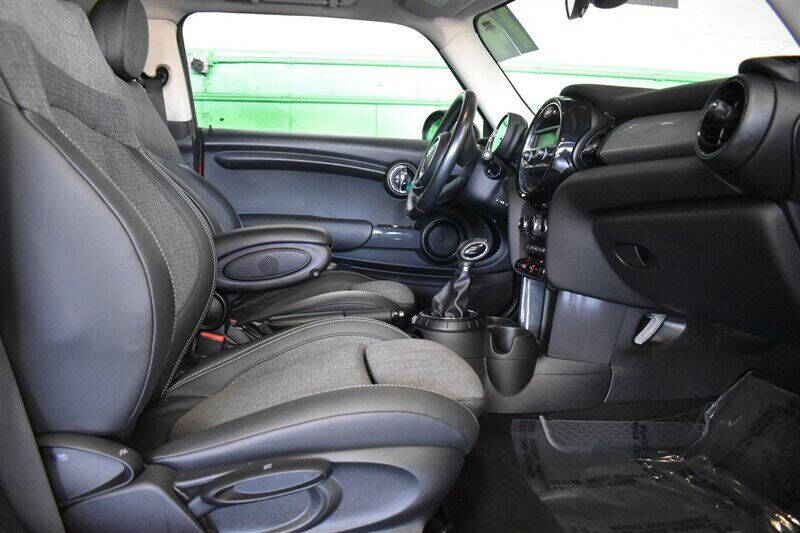 2014 MINI Hardtop Cooper