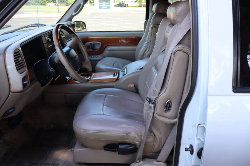1999 GMC Suburban