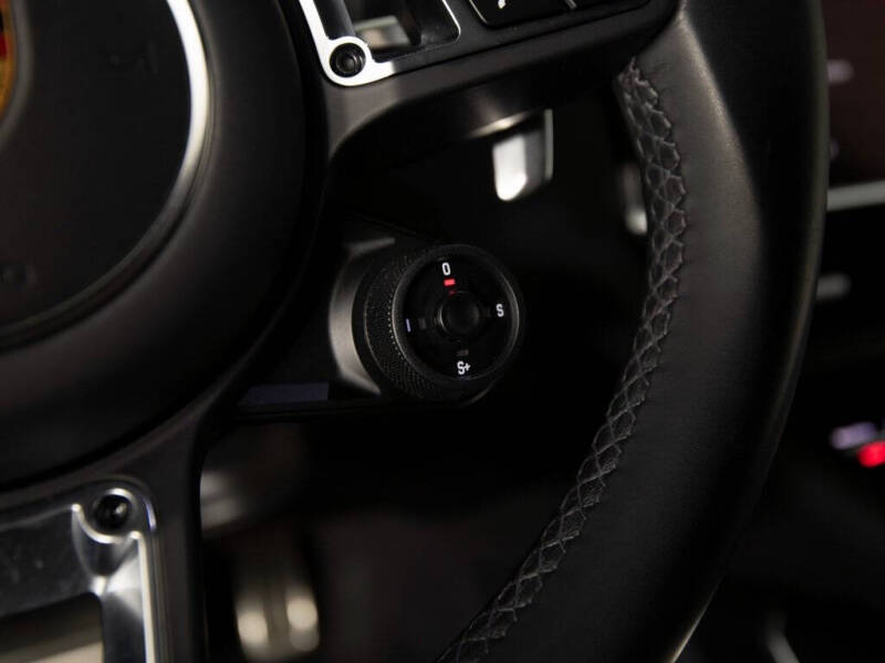 2023 Porsche Cayenne Turbo