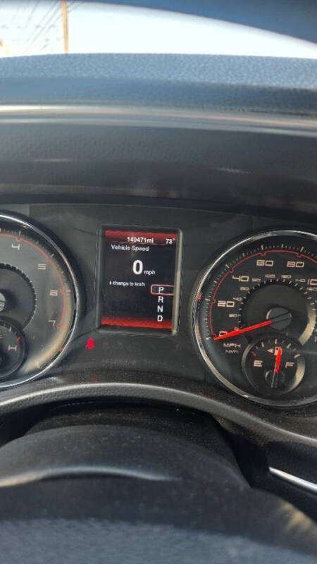 2013 Dodge Charger SE