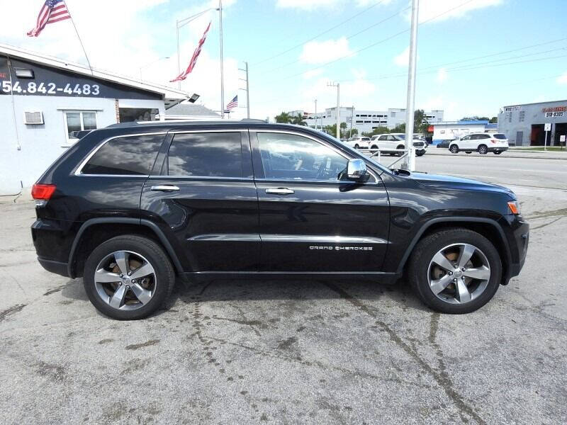 2015 Jeep Grand Cherokee  - $16,900