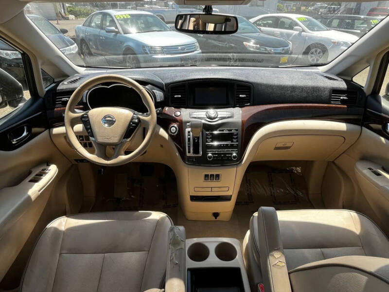 2012 Nissan Quest