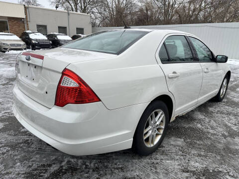2012 Ford Fusion S
