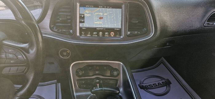 2015 Dodge Challenger SXT