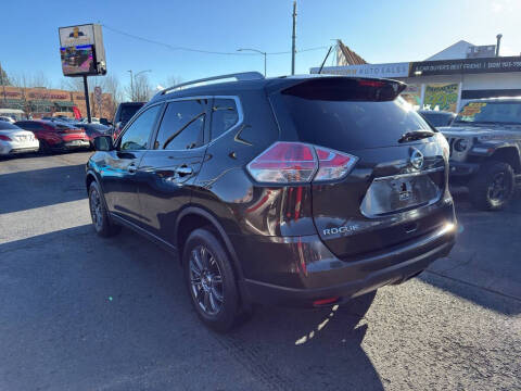 2015 Nissan Rogue SV