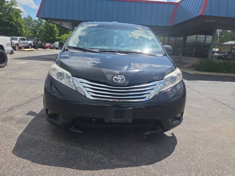 2012 Toyota Sienna Limited 7-Passenger