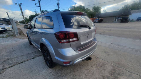 2020 Dodge Journey Crossroad