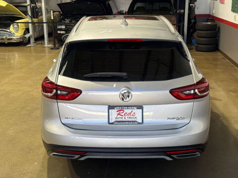 2018 Buick Regal TourX Essence
