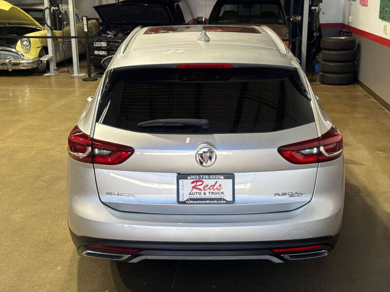 2018 Buick Regal TourX Essence