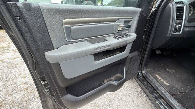 2016 RAM 1500 SLT