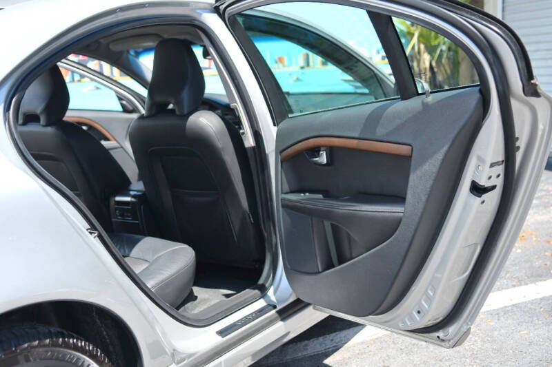 2010 Volvo S80 3.2